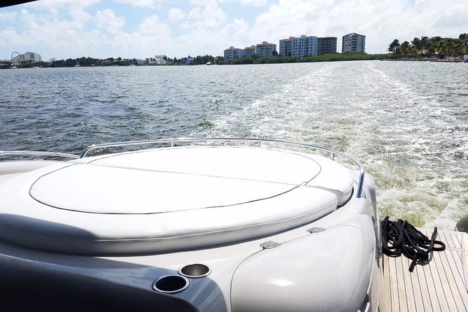 Private SUNSEEKER 60 Yacht Experience for up to 20 Guests - Price and Value: What $750 Really Means on the Water