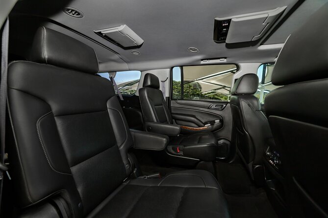 Private SUV Round-Trip from Airport to Hotels in Cabo San Lucas - The Optional 30-Minute Shopping Stop, and Who Should Add It