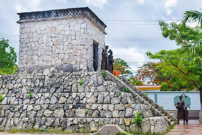 Private Tour: 5-Hour Cozumel Sightseeing with Private Driver and Tequila Tasting - Stop 1: Fuerza Aérea and WWII-Era Planes in an Easy Starter Pod