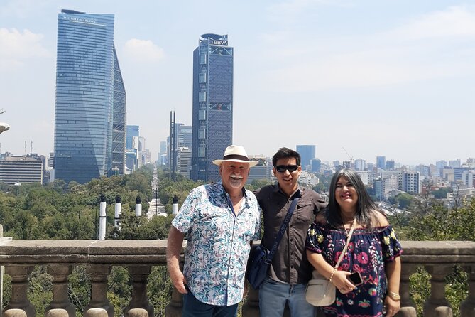 PRIVATE Tour Chapultepec Castle - Views over Mexico City from the hilltop