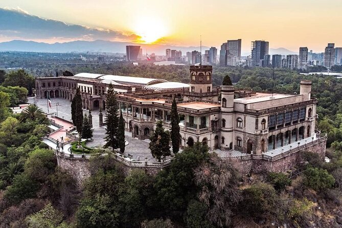 PRIVATE Tour Downtown & Anthropology Museum & Chapultepec Castle - El Ángel, Alameda Central, and Bellas Artes in one downtown loop