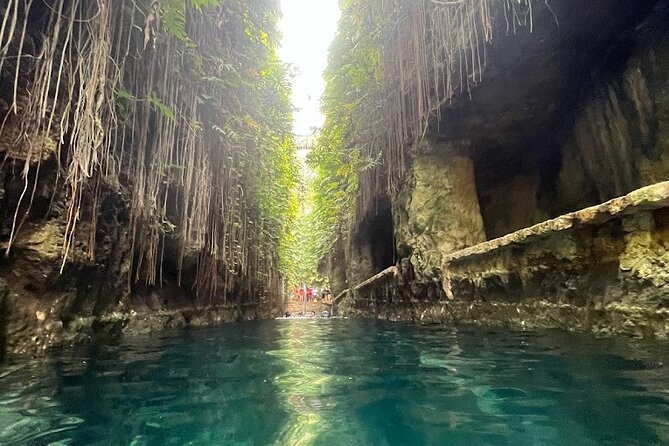 Private Tour of Uxmal and Cenote Hacienda Mucuyche 2 cenotes - Hacienda restaurant time: good downtime, but lunch is on you