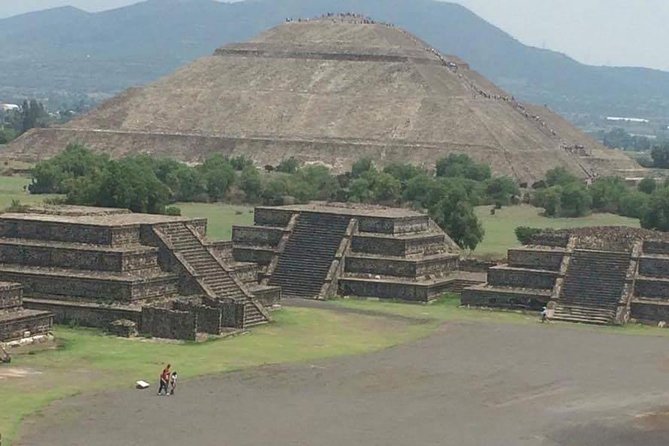 Private Tour: Teotihuacan and Guadalupe Shrine - Price, lunch, and the small extras that can change your experience