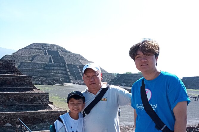 Private Tour to Teotihuacán with Transportation - On the ground with your guide and driver: comfort plus real stories