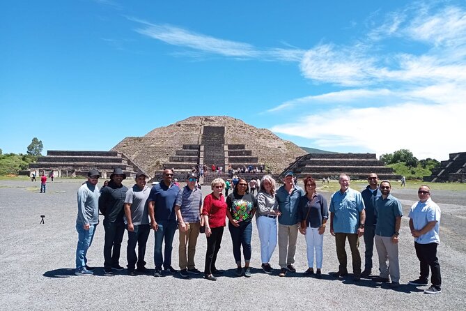 Private Tour to Teotihuacán with Transportation - Guadalupe Basilica: a major stop with free admission and cultural weight