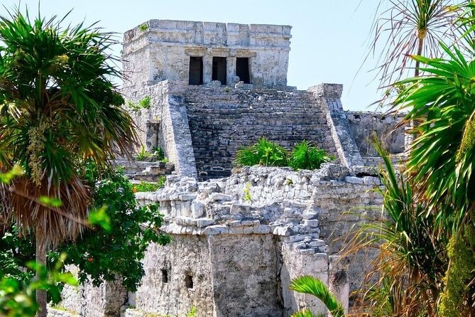 Private Tour to Tulum, Cenote and Swimming with Turtles - Stop 1: Tulum Ruins at Opening Time, Plus Wildlife Walks