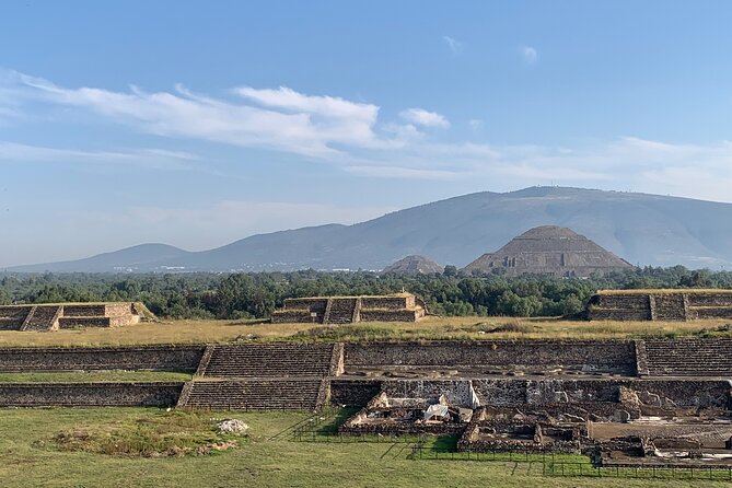 Private Tour with Archaeologist and VR Experience at Teotihuacan - Meeting at La Ciudadela, then walking the city’s main axis