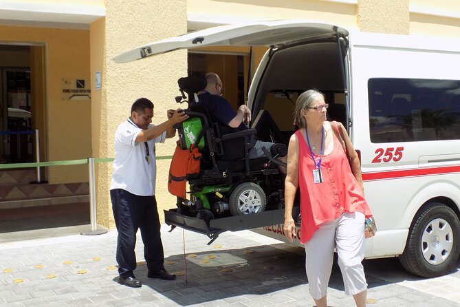 Private Transfer between Cozumel Airport or Ferry, and Hotels - Price and value: $40 per person for a private ride that stays simple