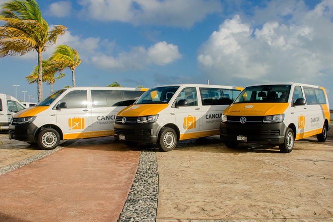 Private Transfer from Cancun Airport to Boulevard Kukulcan - Private Minivan Pickup Outside Cancun Airport