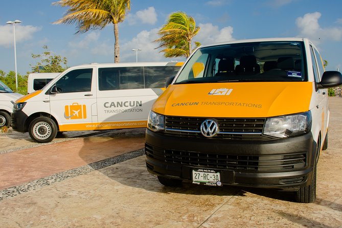 Private Transfer from Cancun Airport to Boulevard Kukulcan - Comfort and Seating: How the Minivan Works for Families