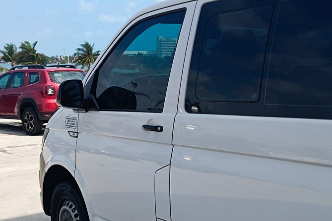 Private Transfer from Cancun Airport to Cancun Hotels 1-7 People - Price and value for groups up to 7