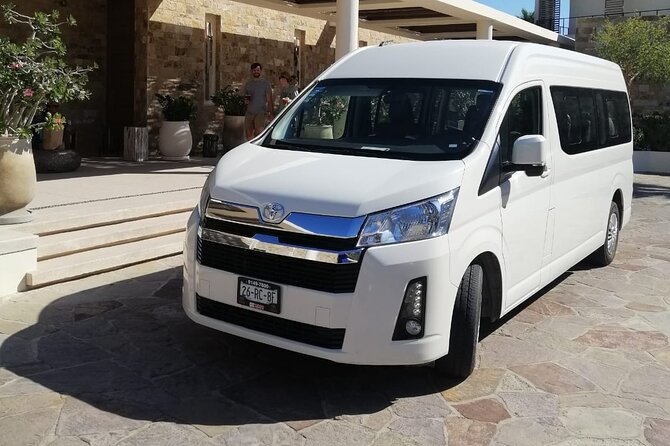 Private Transfer from Los Cabos Airport to Cabo San Lucas - Why a private Cabo transfer feels different right away