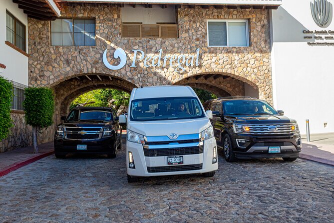 Private Transfer from Los Cabos Airport to Cabo San Lucas - When private group travel is the sweet spot
