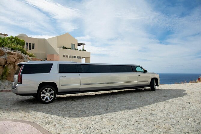 Private Transportation Cabo Airport Shuttle - What this Cabo airport shuttle is really good at