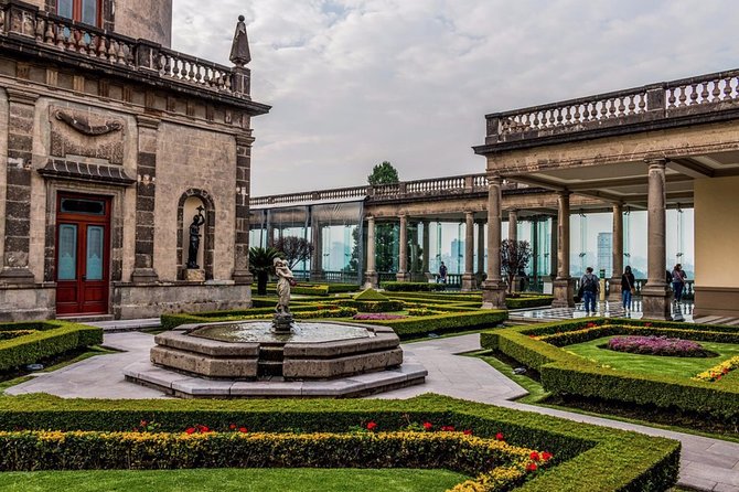 Private Walking Tour Anthropology Museum & Chapultepec Castle - Altar a la Patria: The US Invasion Story in the Park
