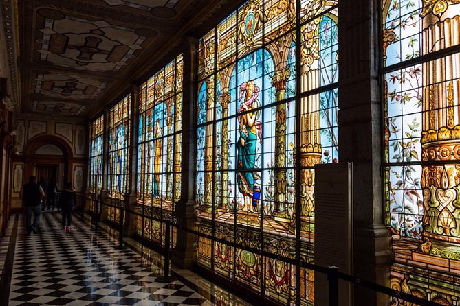 Private Walking Tour Anthropology Museum & Chapultepec Castle - Chapultepec Castle: Royal Power and City Views From the Mountain