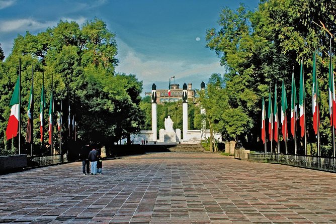 Private Walking Tour Anthropology Museum & Chapultepec Castle - Entering Museo Nacional de Antropologia’s Key Rooms (Teotihuacan, Mexica, Mayan)