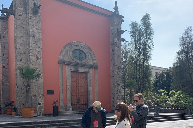 Private Walking Tour Gems of the Historic Center of Mexico City - The House of Tiles: a quick stop with a chance to see inside