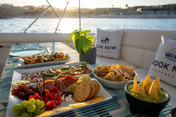 Private Yacht Cruise 4 Hour- Snorkeling & Paddle Boarding - Santa Maria Beach versus Chileno Bay, anchored for snorkeling and paddle boarding