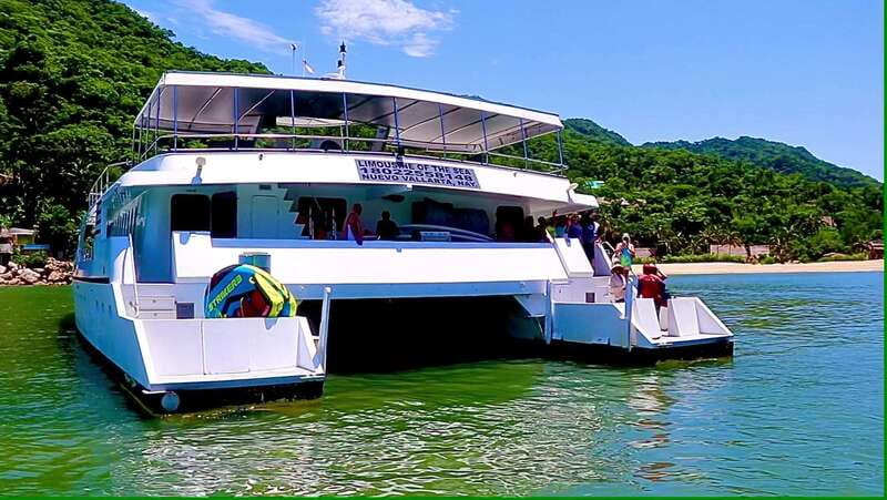 Puerto Vallarta: Yelapa Mega Yacht Cruise - Lunch and snacks: fresh food beats typical boat-ride “snacks”
