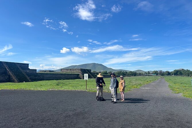 Pyramids of Teotihuacan Dawn (Tequila and Mezcal Tasting) - Pyramid of the Sun and Learning What Makes It Special