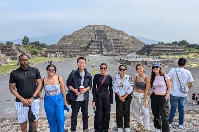 Pyramids of Teotihuacan without traps for tourists morning or afternoon - Morning timing that makes Teotihuacan feel calm