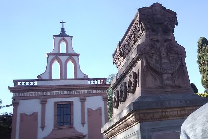 Queretaro: colonial architecture and history - Santa Cruz de los Milagros: legend and Franciscan chapters