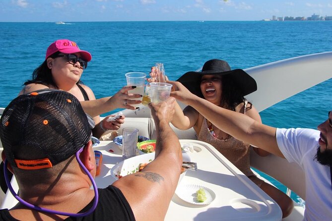 Rent a Private 46ft Yacht in Cancun - The crew: the difference between a good trip and a great trip
