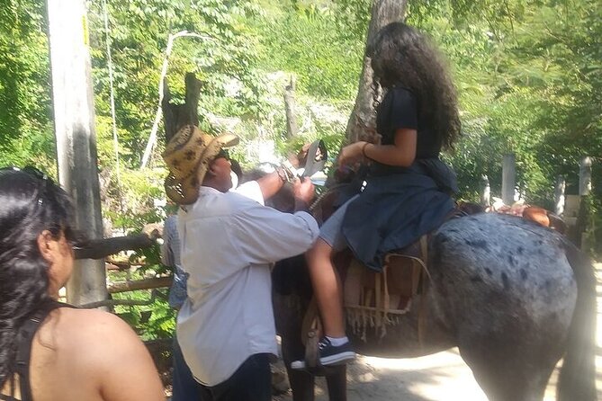 Rey Spearo - Enchanting And Romantic Custom Created Tours - Edenva Parque Ecoturistico: Natural-Water Swimming and Time to Cool Off