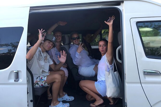 Round trip Private Transfer Cancun- Costa Mujeres/Playa Mujeres - Add-ons you should plan for: car seats and supermarket stops
