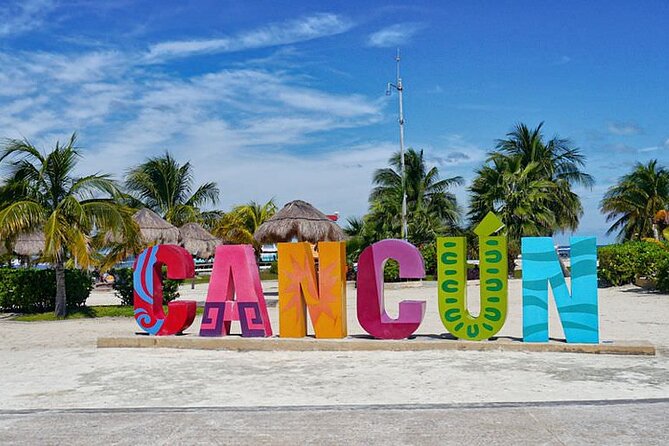Roundtrip Private Transfer from Cancun Airport (CUN) - Airport arrival in Cancun: finding your driver at CUN