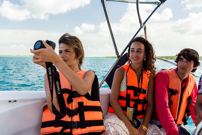 Sailing Tour through the Lagoon of the 7 Colors - Lake Bacalar Stop: Where the Colors Actually Show Up