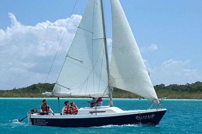 Sailing Tour through the Laguna de los Siete Colores - Laguna de los Siete Colores by sail: what you are really buying