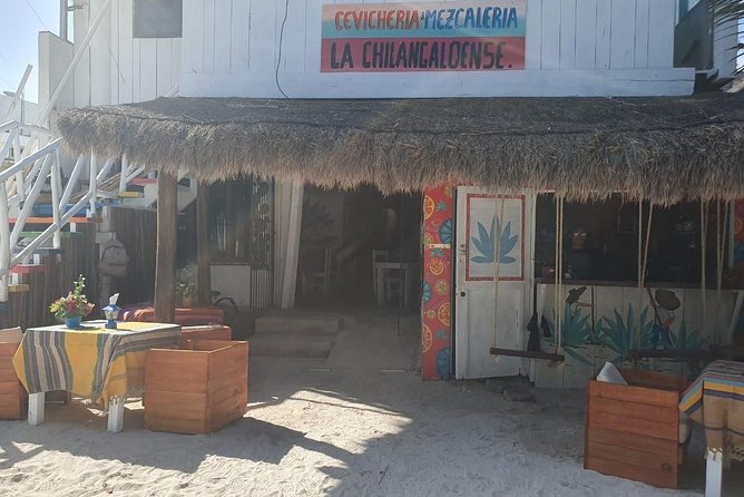 Salsa & Salsa cooking lessons + Beach day - Salsa dancing on the beach: fun steps, but timing varies by day