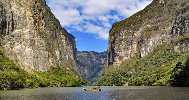 San Cristóbal: Sumidero Canyon, Viewpoints & Chiapa de Corzo - Long-tail boat on the Grijalva, the part that usually wins people over