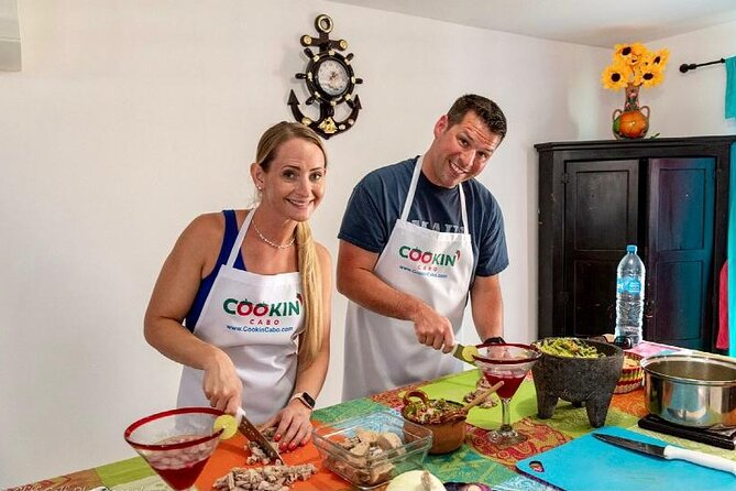 San Jose del Cabo Cooking Class Experience and Local Markets - Tequila tasting and hibiscus drinks: a fun way to balance the schedule
