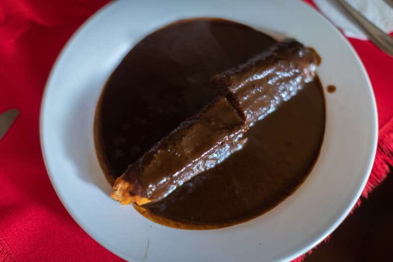 San Miguel de Allende: Chocolate Tasting and Walking Tour - The Five Samples: Savory to Sweet Without Boring Repetition