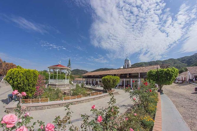San Sebastian del Oeste - Lunch and beverages: good fuel, fair value for $99