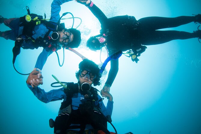 Scuba Diving Puerto Vallarta Undersea Arcos or Marietas - Los Arcos de Mismaloya: where practice depths meet bigger walls