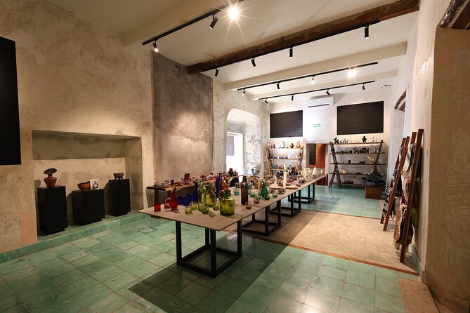 Shared Mezcal Tasting Experience in Valladolid Mexico - English explanations and a shared group size that stays manageable
