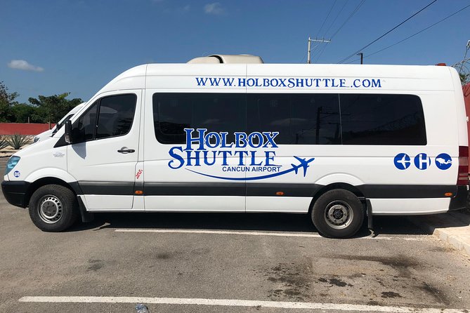 Shared Shuttle Cancun Airport to Holbox Ferry (Chiquila Port) - Cancun Airport to Chiquila: the real start of your Holbox plan