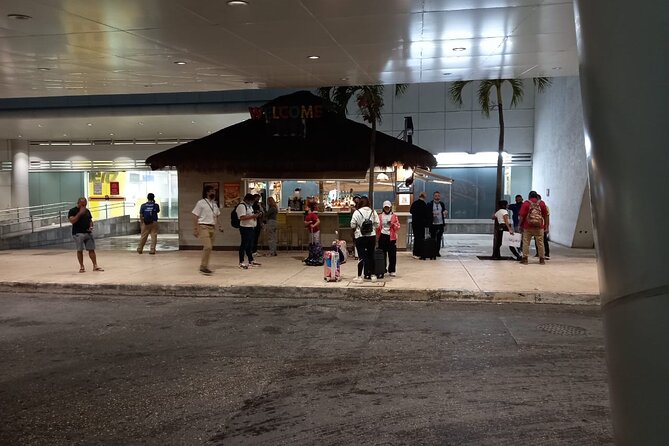 Shared Shuttle Cancun Airport to Holbox Ferry (Chiquila Port) - Luggage rules and what to pack for this transfer