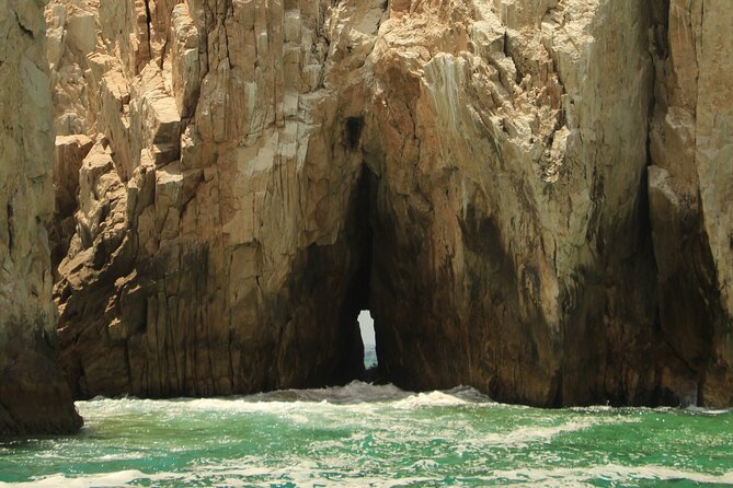 Shared Tour to the Arch of Cabo San Lucas - Pelican Rock and the bay views on the way to El Arco