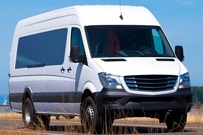 Shared Transportation, International Airport to Playa Del Carmen Hotels - Booking details that can make or break pickup