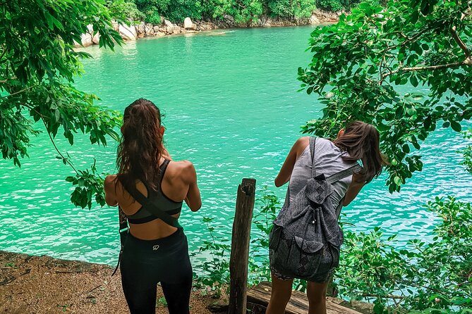 Six Hidden Beaches Hike - How hard is it really? Shoes, water, and the “moderate” label problem