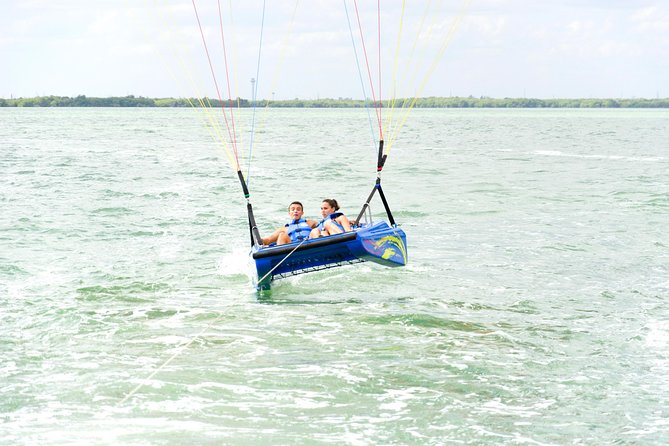 Skyrider Parasailing Tour with Panoramic View of Cancun - Meeting the Crew: Safety, Smooth Handling, and Friendly Service