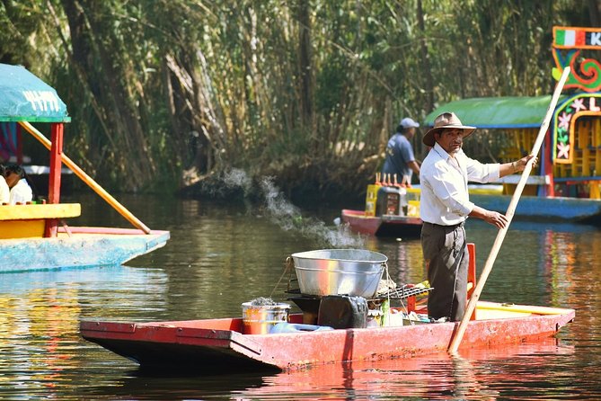 Small Group: Discover Xochimilco, Coyoacán, Frida Kahlo Museum and House - Small-group size: why up to 15 matters on this route