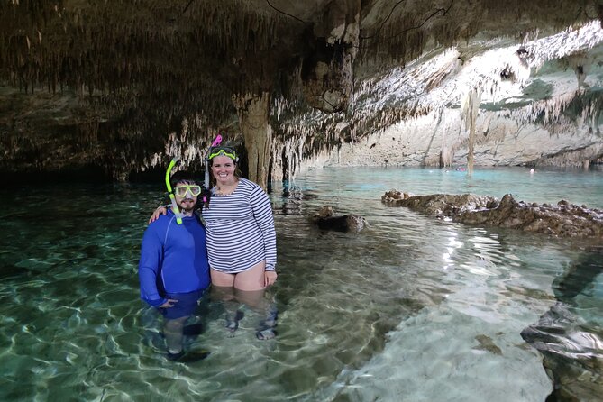 Small group tour in Tulum Ruins - Cenote Cave and GoPro pictures - The Tulum ruins stop that gives the sea its proper stage