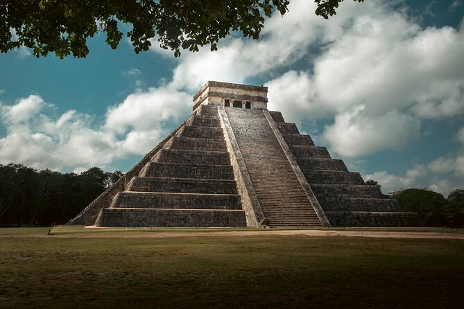 Small Group with early access to Chichen Itza, Ekbalam and Cenote - What early access to Chichen Itza changes for your morning