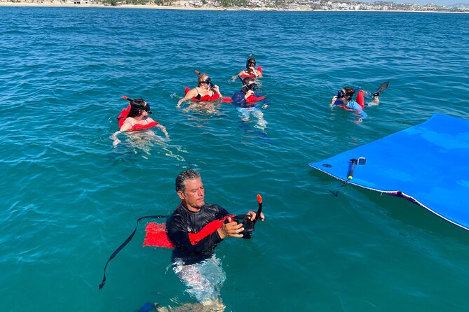 Snorkeling en San José del Cabo , Lunch , Snack , Drinks - First snorkeling stop: coral, fish, and the “looks plain from above” effect